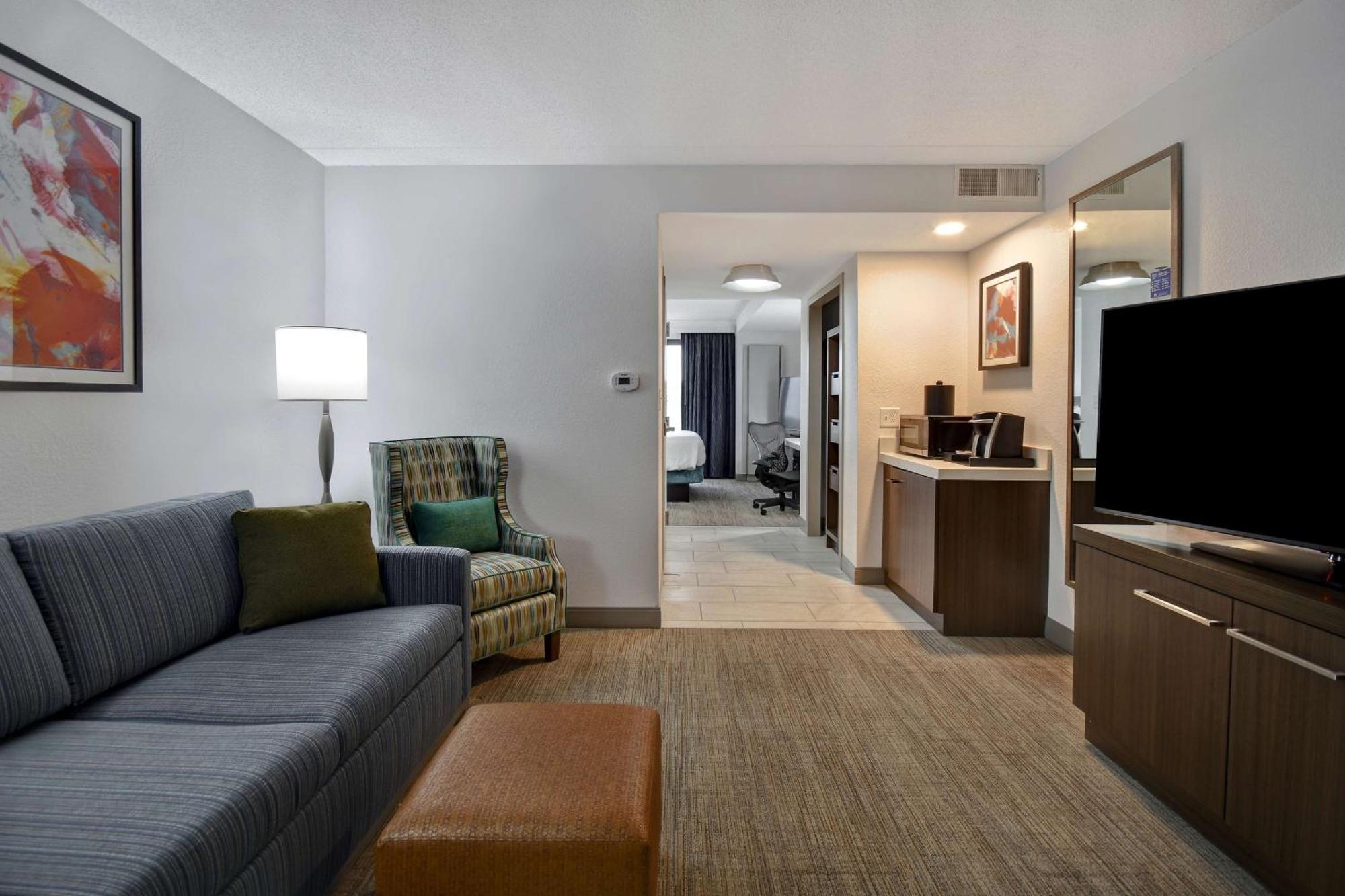 Hilton Garden Inn Detroit Metro Airport Romulus Exterior foto