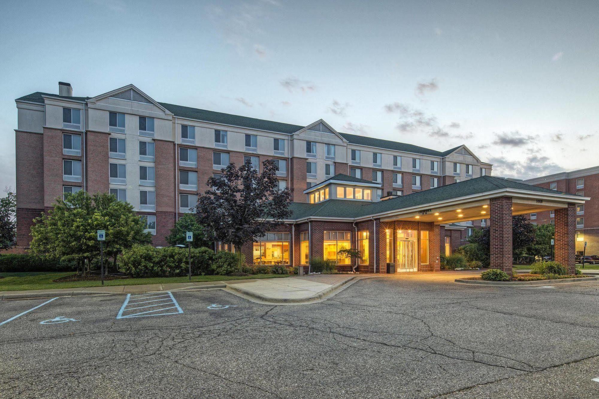 Hilton Garden Inn Detroit Metro Airport Romulus Exterior foto