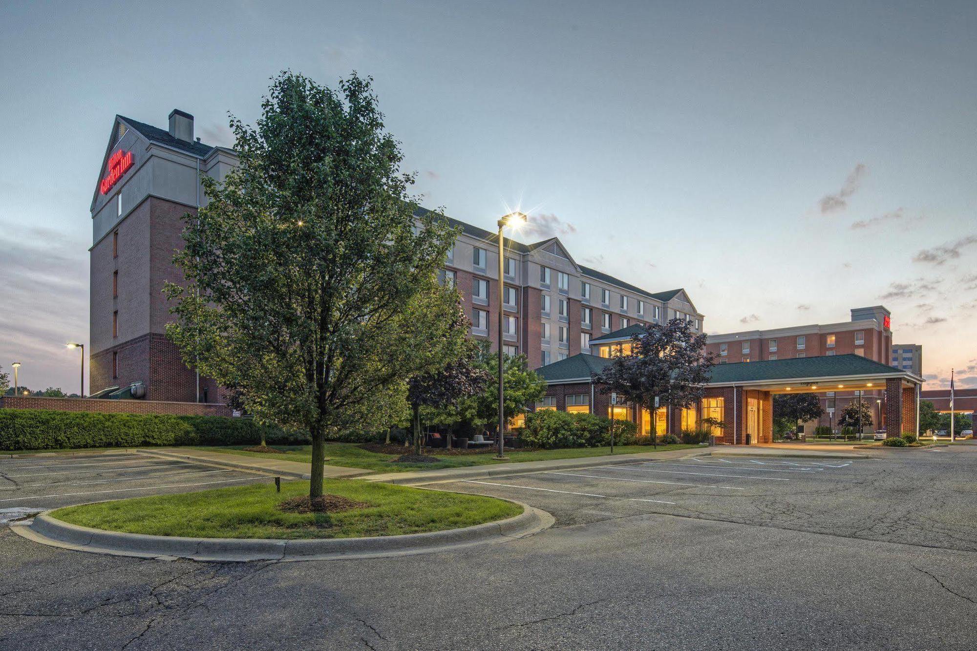 Hilton Garden Inn Detroit Metro Airport Romulus Exterior foto
